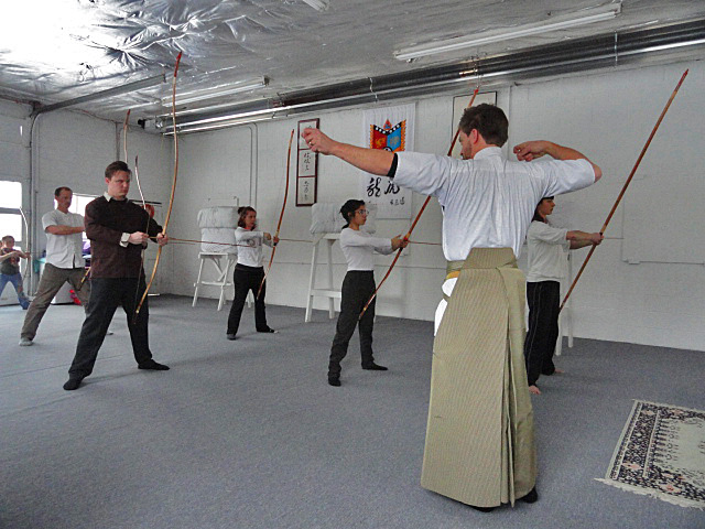 instructing kyudo