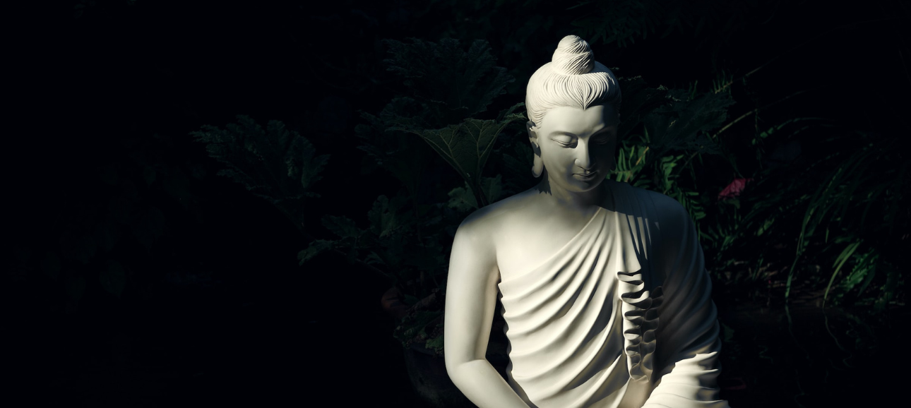 dark retreat program schedule